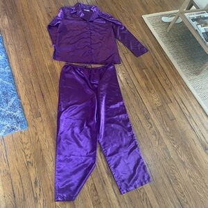 Valerie Stevens large purple silk pajamas